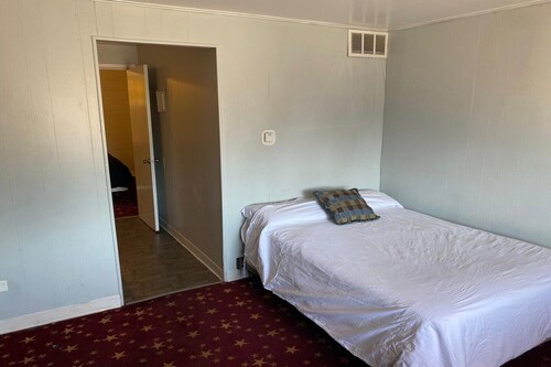 Queen Bed | South Denver CO