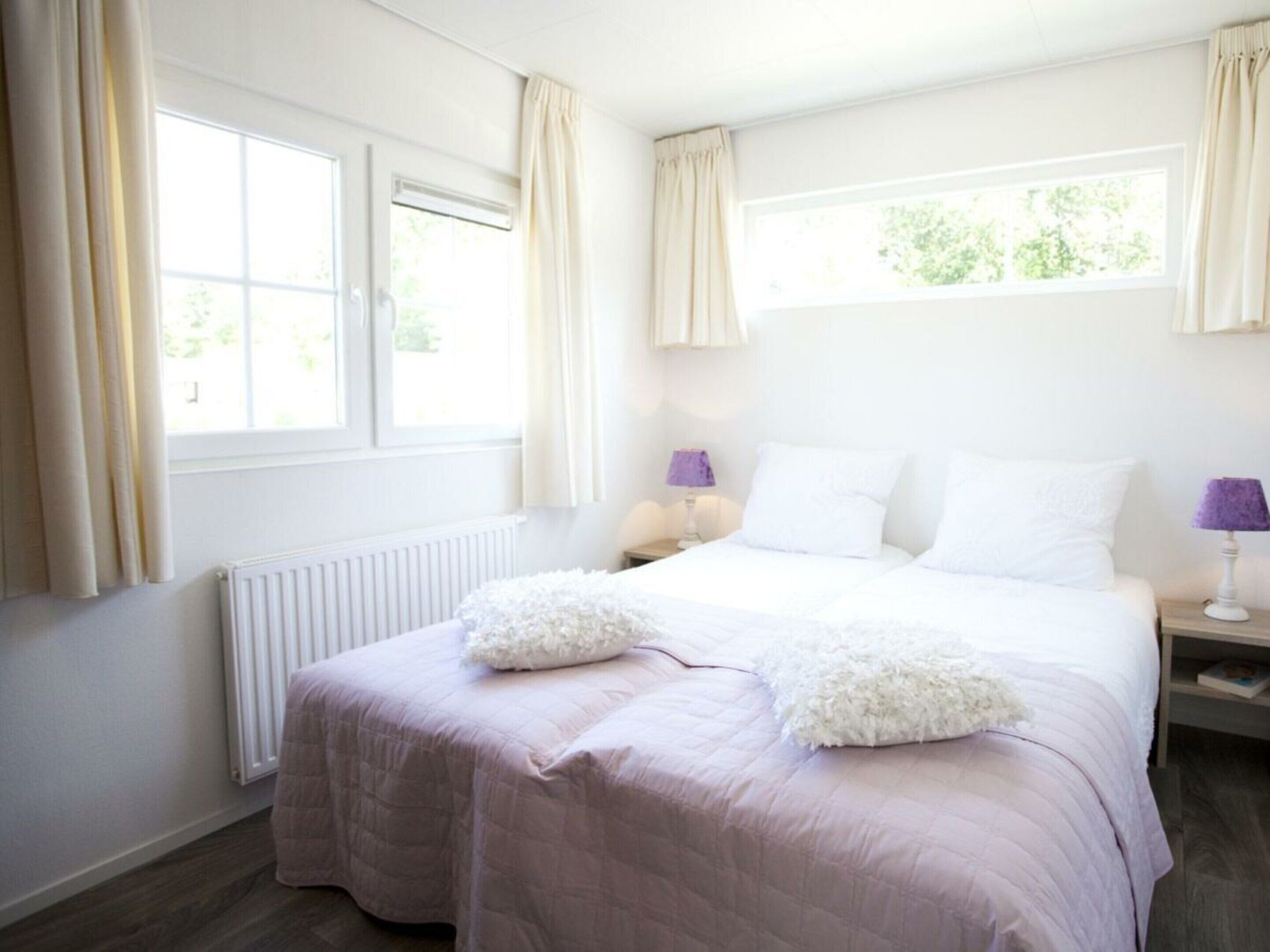 House | 2 bedrooms, individually furnished