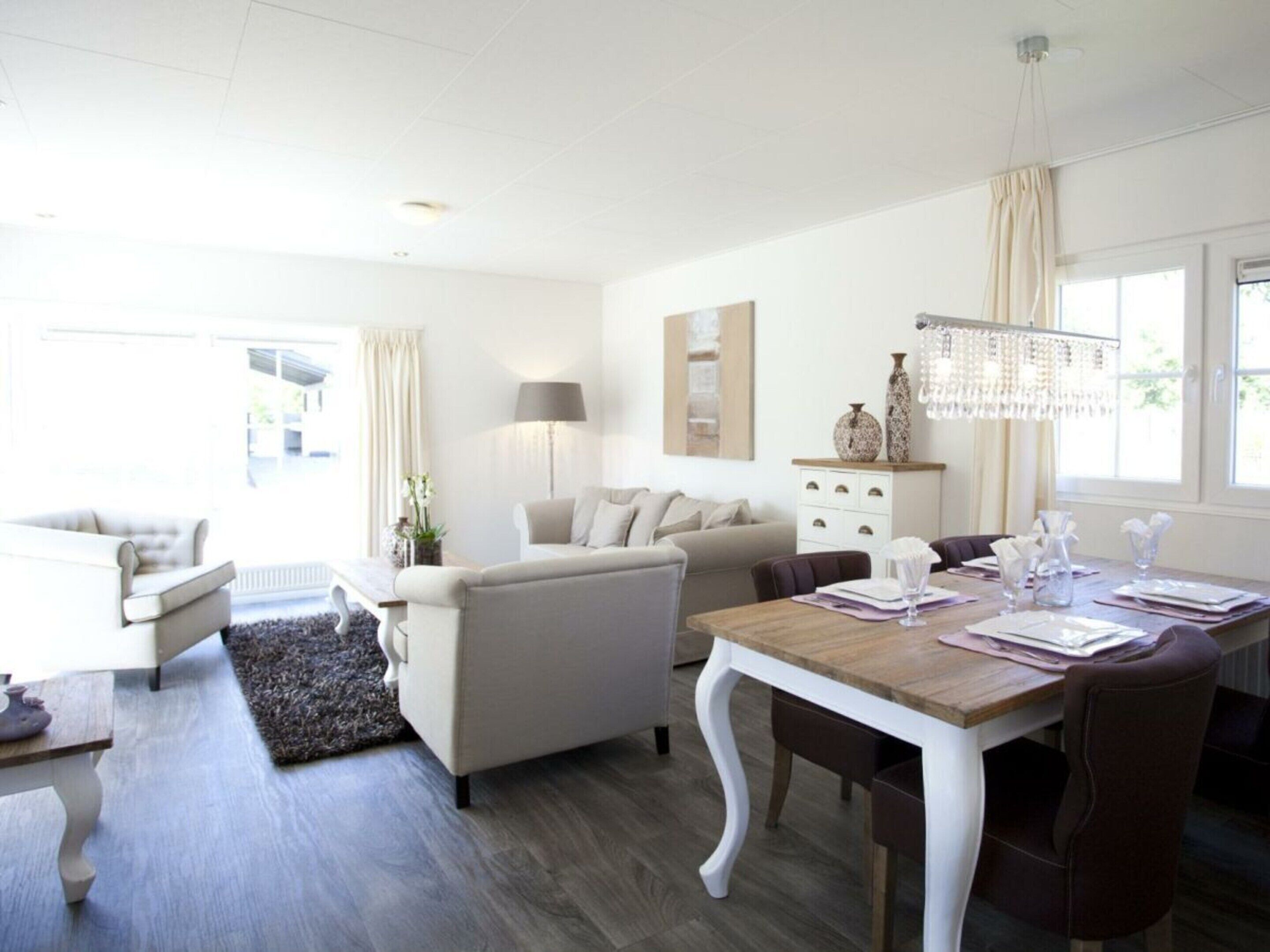 House | Dining