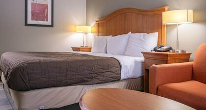 Greensboro| King bed|smoking