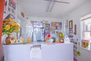 Lobby - Queen Bed|Non-Smoking (Hiawatha)