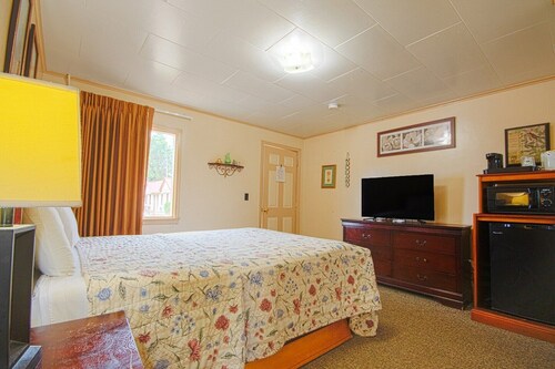 Queen Bed|Non-Smoking