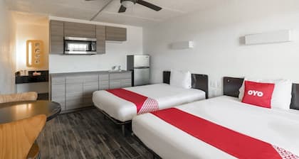 2 Queen Bed | Houston