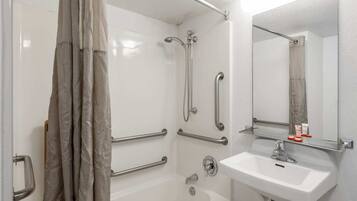 Shower, towels