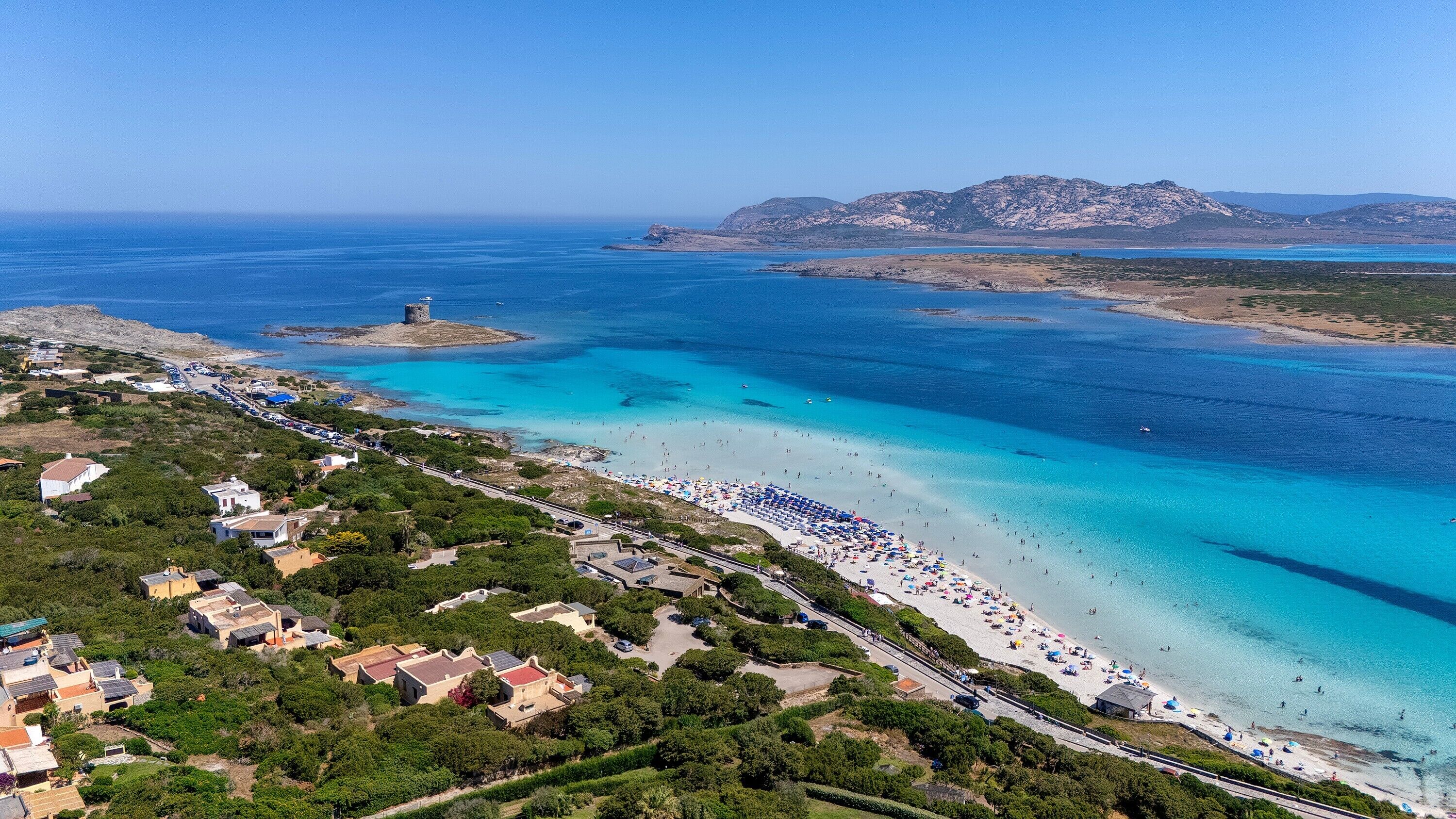 Una spiaggia nelle vicinanze