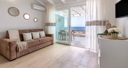 Bella Vista Paduledda – Modern Apartment with Sea View Terrace, North Sardinia