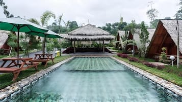 Udendørs pool