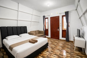 Villa Duplex Kerucut | Rideaux d’obscurcissement, fer et planche à repasser, literie fournie