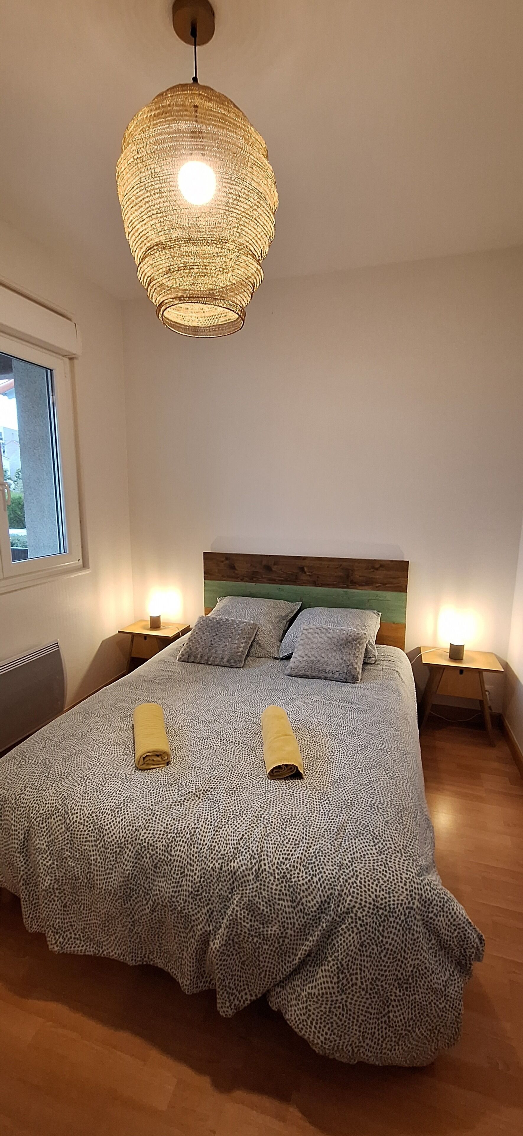 1 bedroom, iron/ironing board, bed sheets