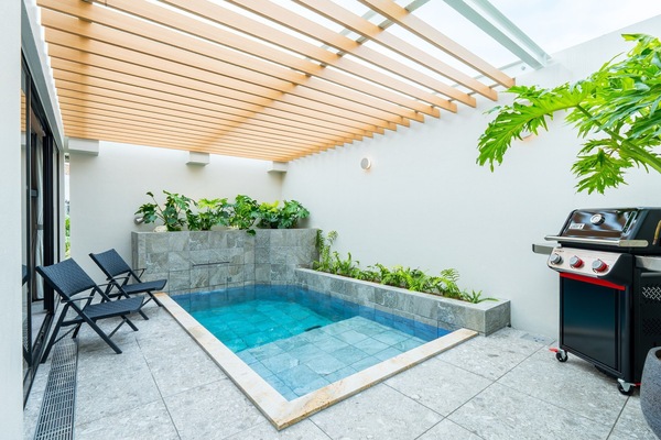 Villa, Balcony, Pool View | Desk, free WiFi
