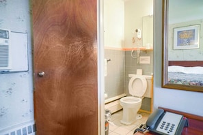 Douche, serviettes fournies