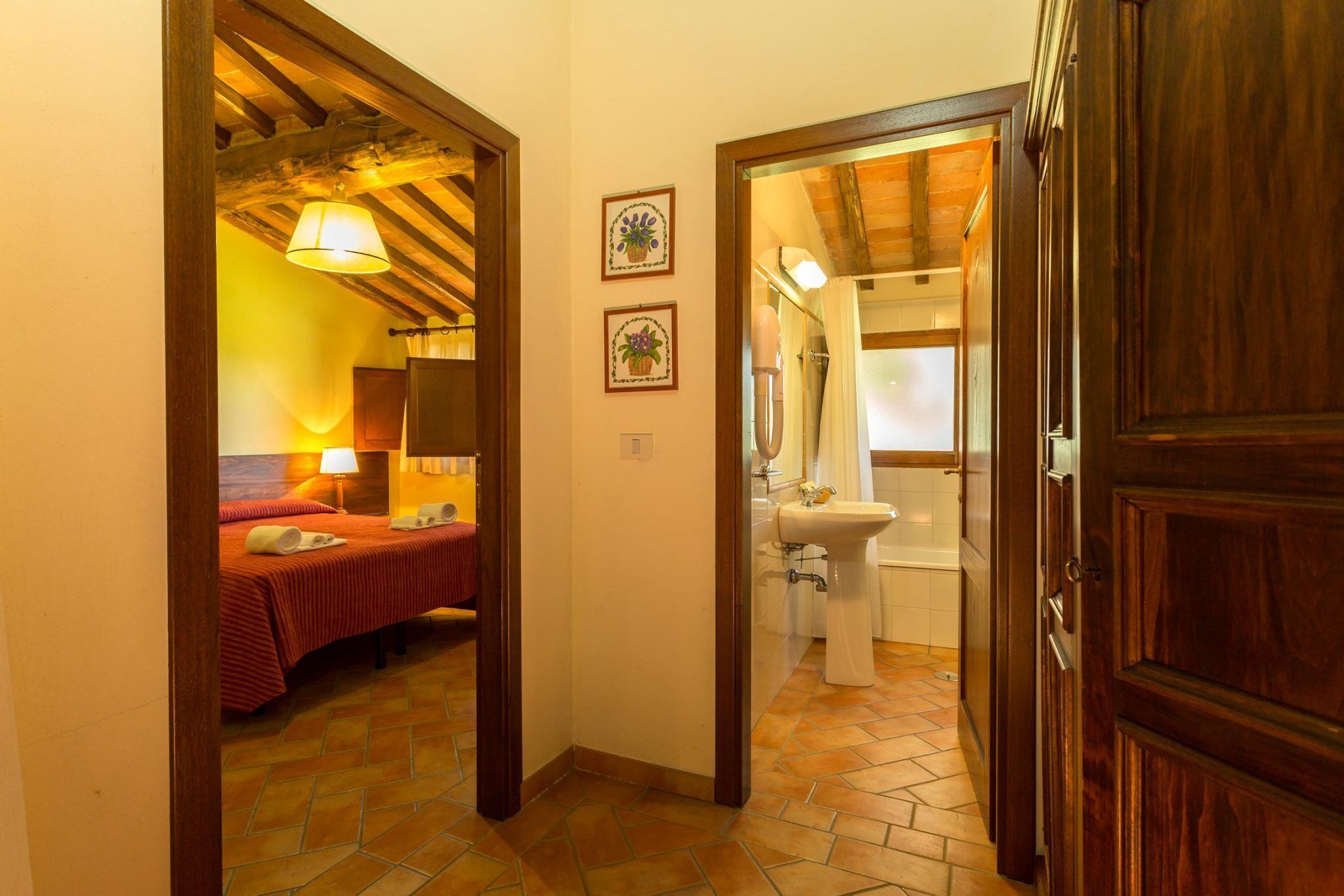 Iron/ironing board, free WiFi, wheelchair access