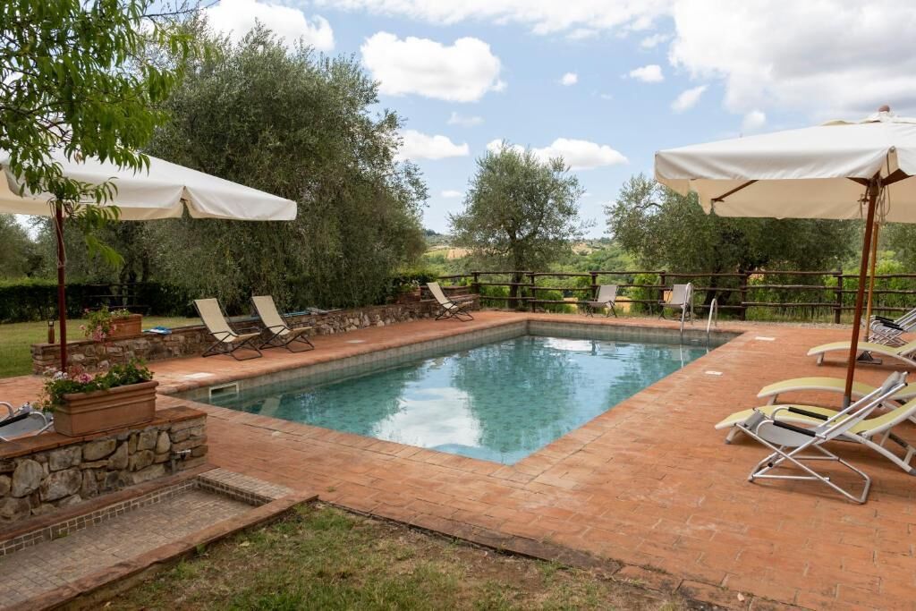 Piscina stagionale all'aperto
