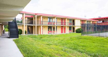 2 Queen Bed|Doswell VA
