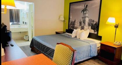 Ashland, VA|Full Bed|Smoking