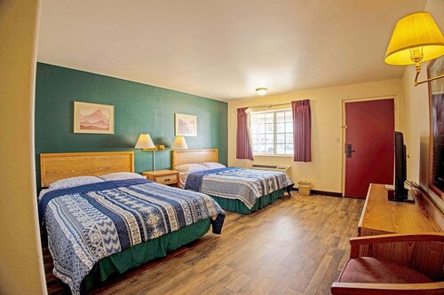 2 Queen Beds Non-Smoking