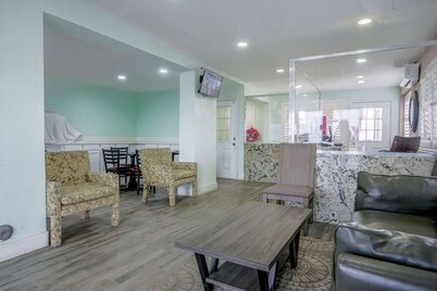 2 Full Beds Accessible Non - Smoking