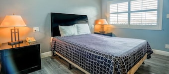 Queen Bed Non-Smoking