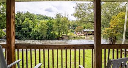 2 Bedroom Apartment with Kitchen