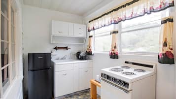 Fridge, microwave, coffee/tea maker