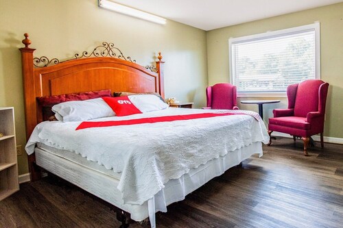 Calhoun GA|King Bed|Smoking