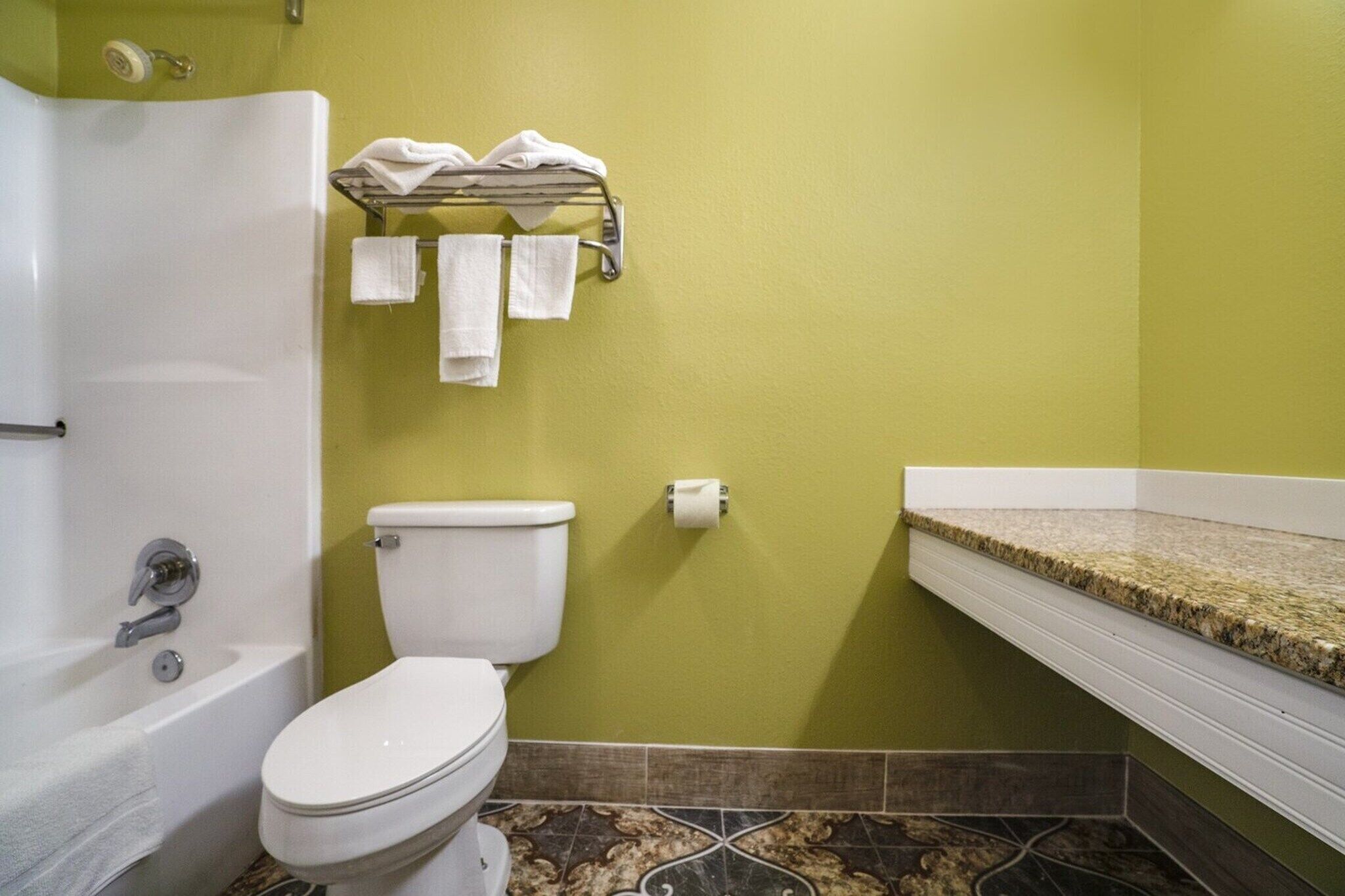 Shower, towels