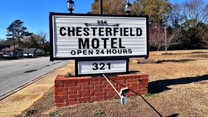 Unclassified image, 3 of 26, button - King Bed Non-Smoking (Chesterfield, SC)