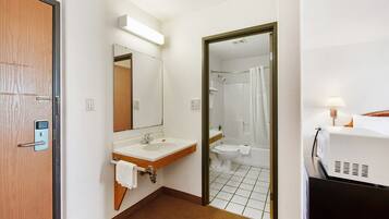 Shower, towels