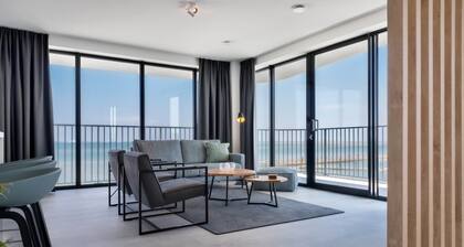 Waterfront Apartment Near Beach