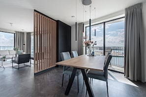 Dining - Waterfront Apartment Near Beach (Breskens)