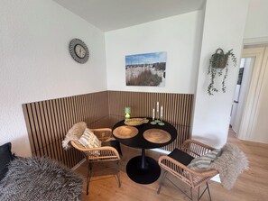 Dining - Vrbo Property (Dahme)