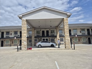 Exterior - Queen Bed|Smoking|Chickamauga (Chickamauga)