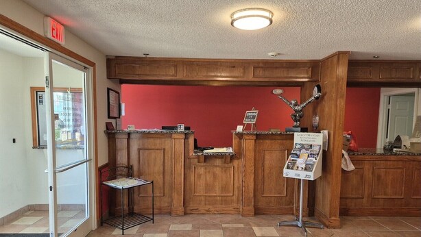 Lobby - King Bed Non-Smoking (Chickamauga)