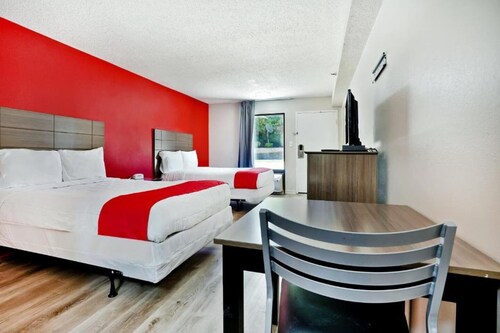 Decatur GA|2 Queen Bed