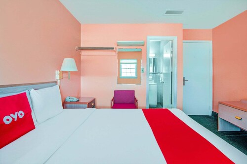 Full Bed|Smoking|Durham NC