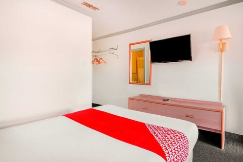 Full Bed|Smoking|Durham NC