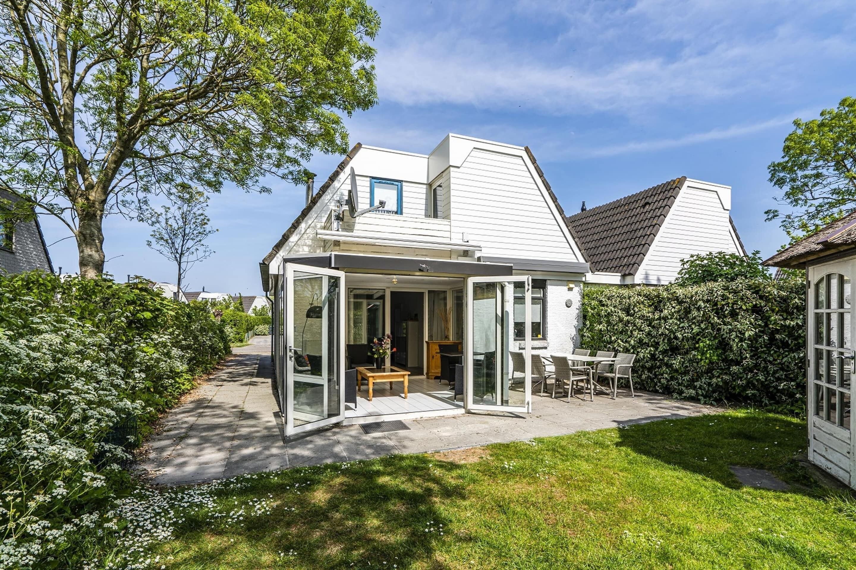 Villa | Exterior