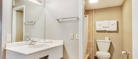 Shower, towels