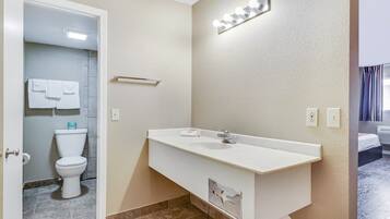 Douche, serviettes fournies