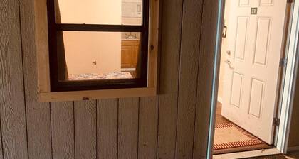 2 Bedroom Cabin|East Stroudsburg