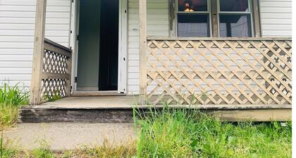 Studio with Kitchen|East Stroudsburg