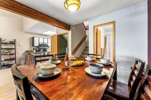 Dining - Alpine Escape/3 minutes from Arrowheads CCR (Edwards)