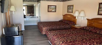 2 Queen Bed | Smoking