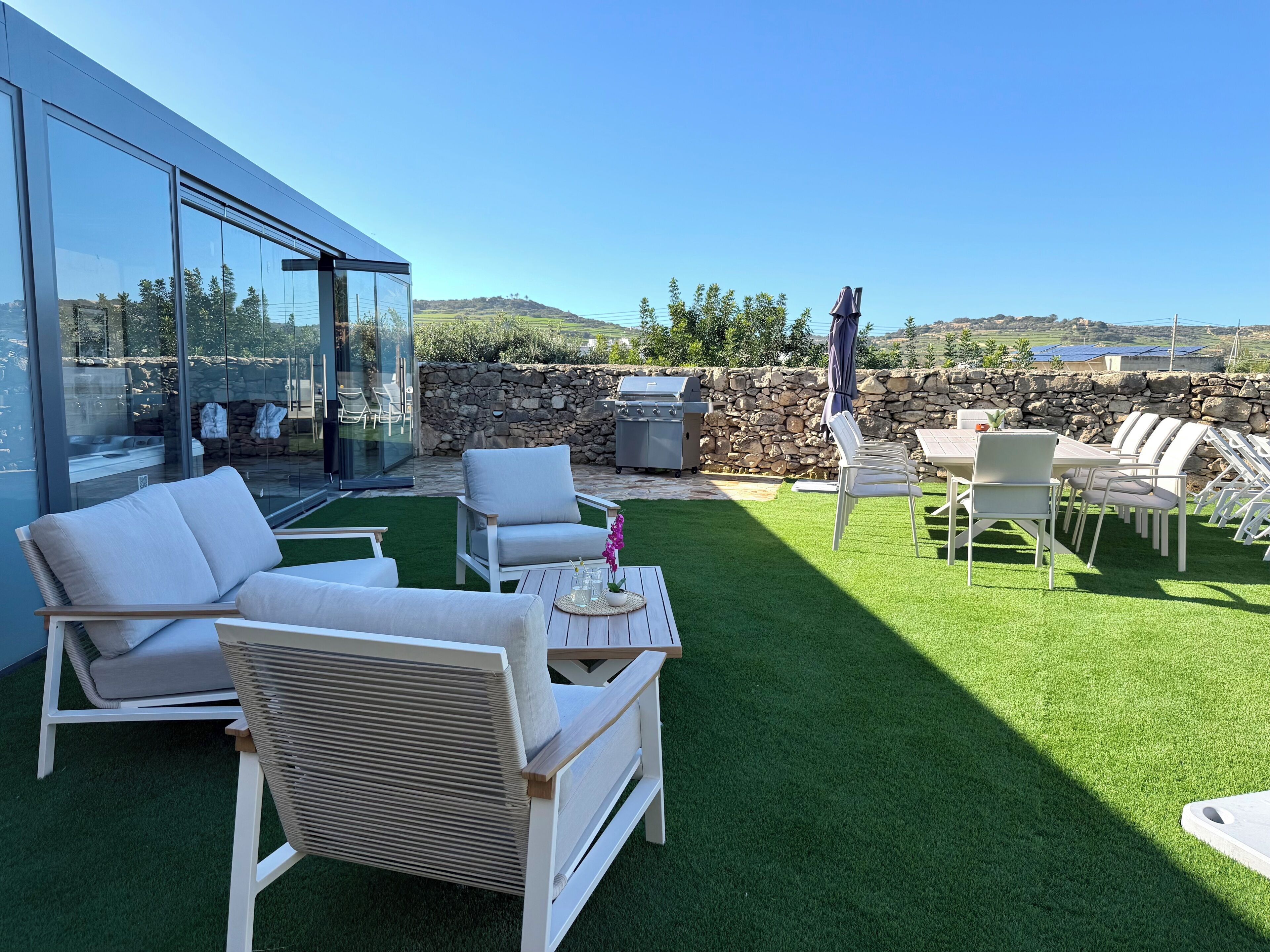 Villa | Outdoor dining
