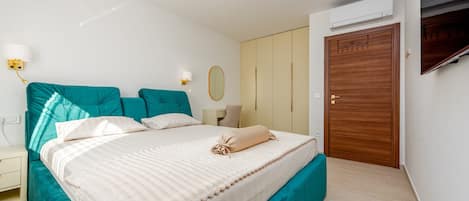2 habitaciones, cunas gratuitas y ropa de cama