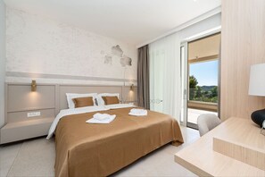 4 Schlafzimmer, Bügeleisen/Bügelbrett, WLAN, Bettwäsche