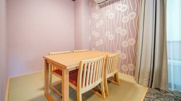BASE Japanese Twin, Non Smoking | Free WiFi, bed sheets