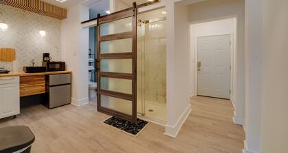 Walk Downtown! Hinton Historic District Studio