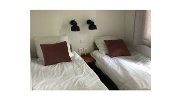 2 bedrooms, free WiFi