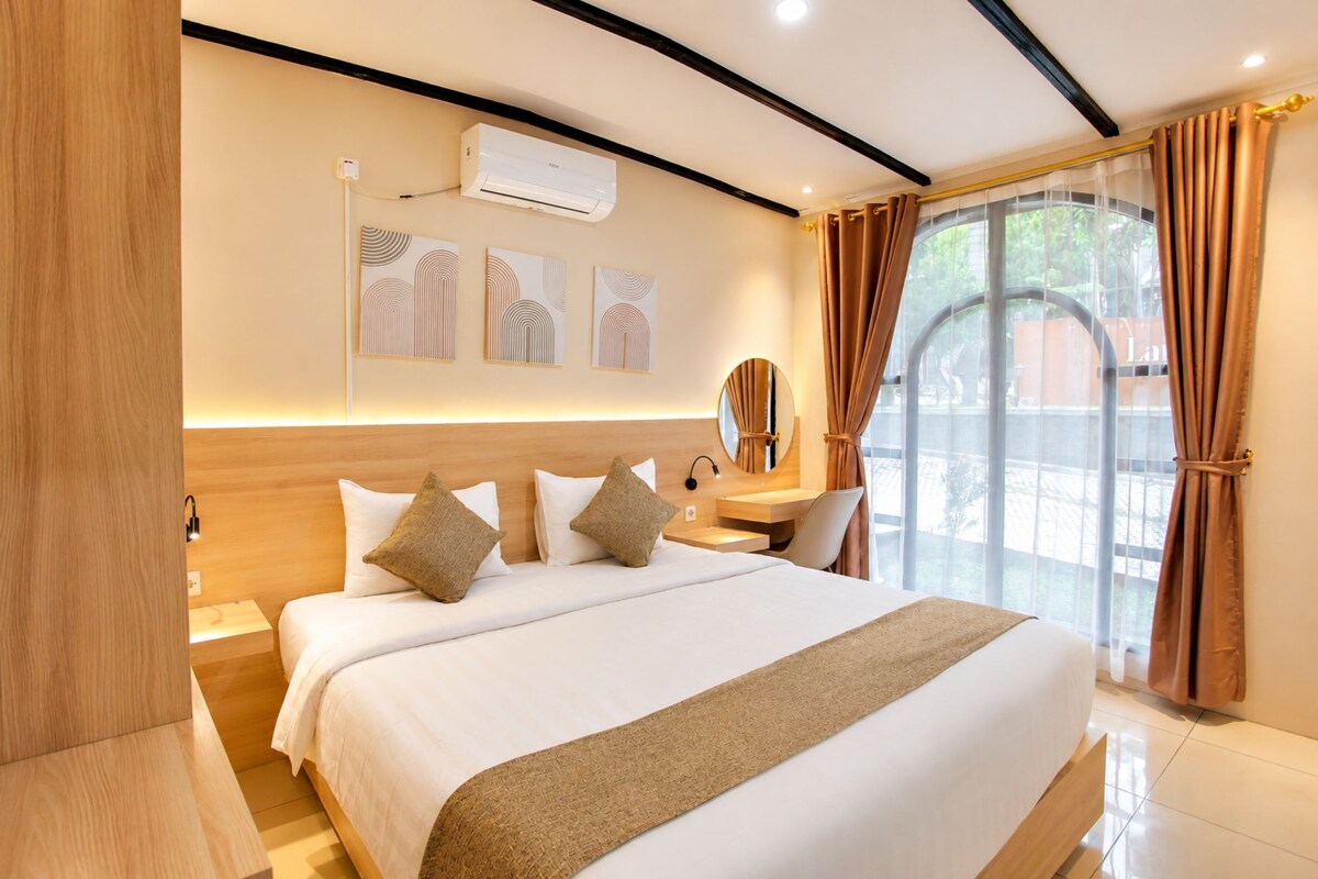 Double Queen | Blackout drapes, iron/ironing board (on request), WiFi (free)